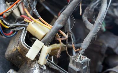 FACTORS THAT DETERMINE CONNECTOR CYCLE LIFE RATINGS